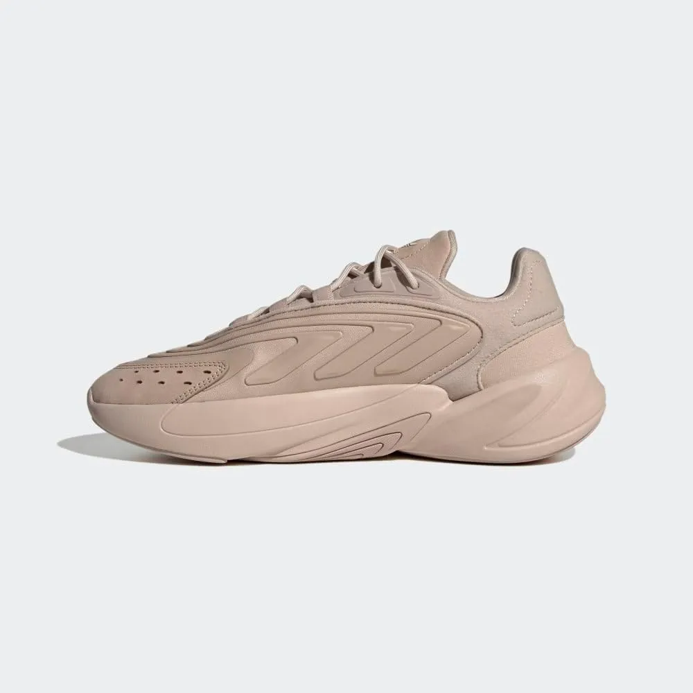 adidas Originals Women's Ozelia Sneaker