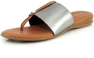 Andre Assous Womens Nice Elastic Pewter Slide - 6