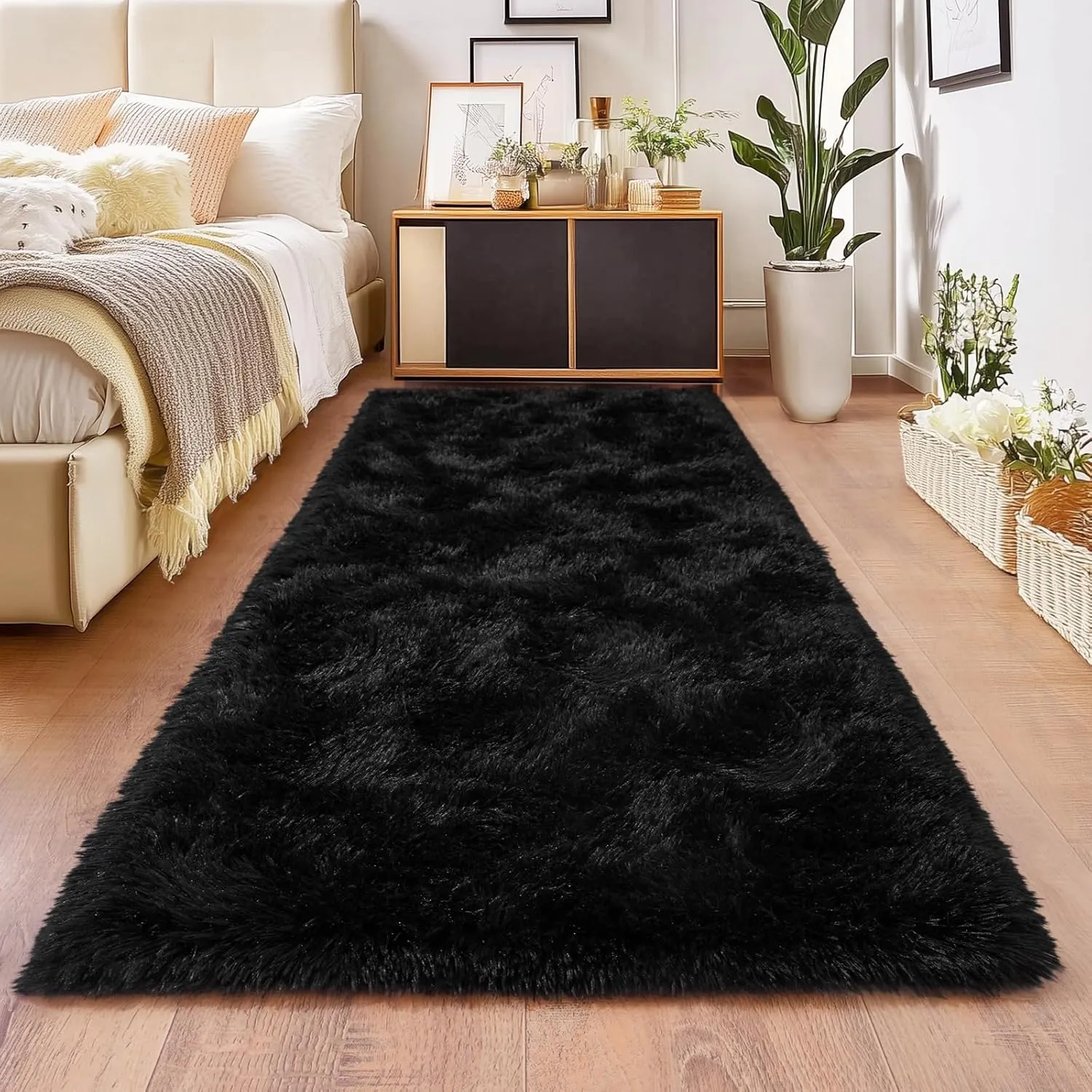 Black Runner Rug for Hallway, Bedroom Bedside Plush Rugs, Non Slip Fluffy Shaggy Carpet for Kids Home Decor, Dorm Nursery 2x6 Ft