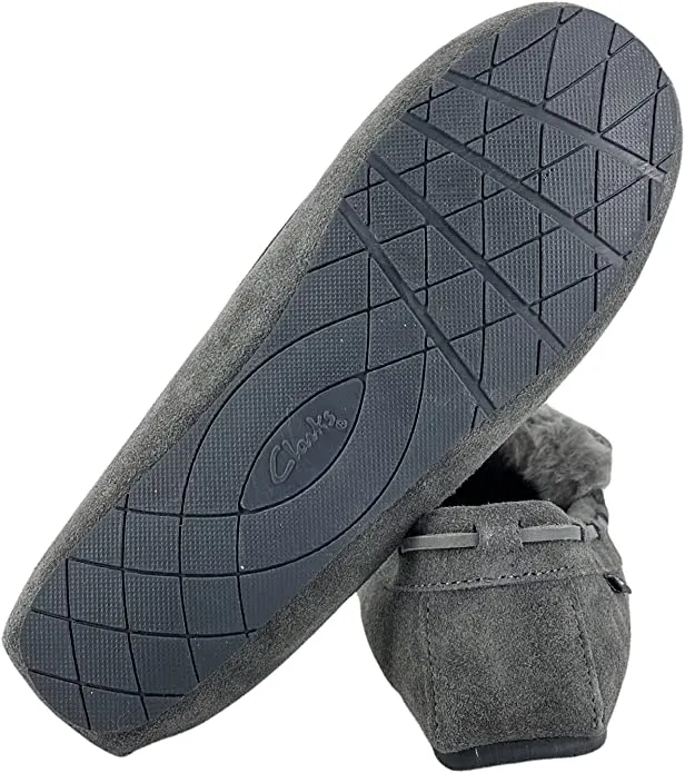 Clean-lined Grey Clarks Closed Cream Slippers Faux Indoor Holly Fur Outdoor Toe No-hassle returns Rounded