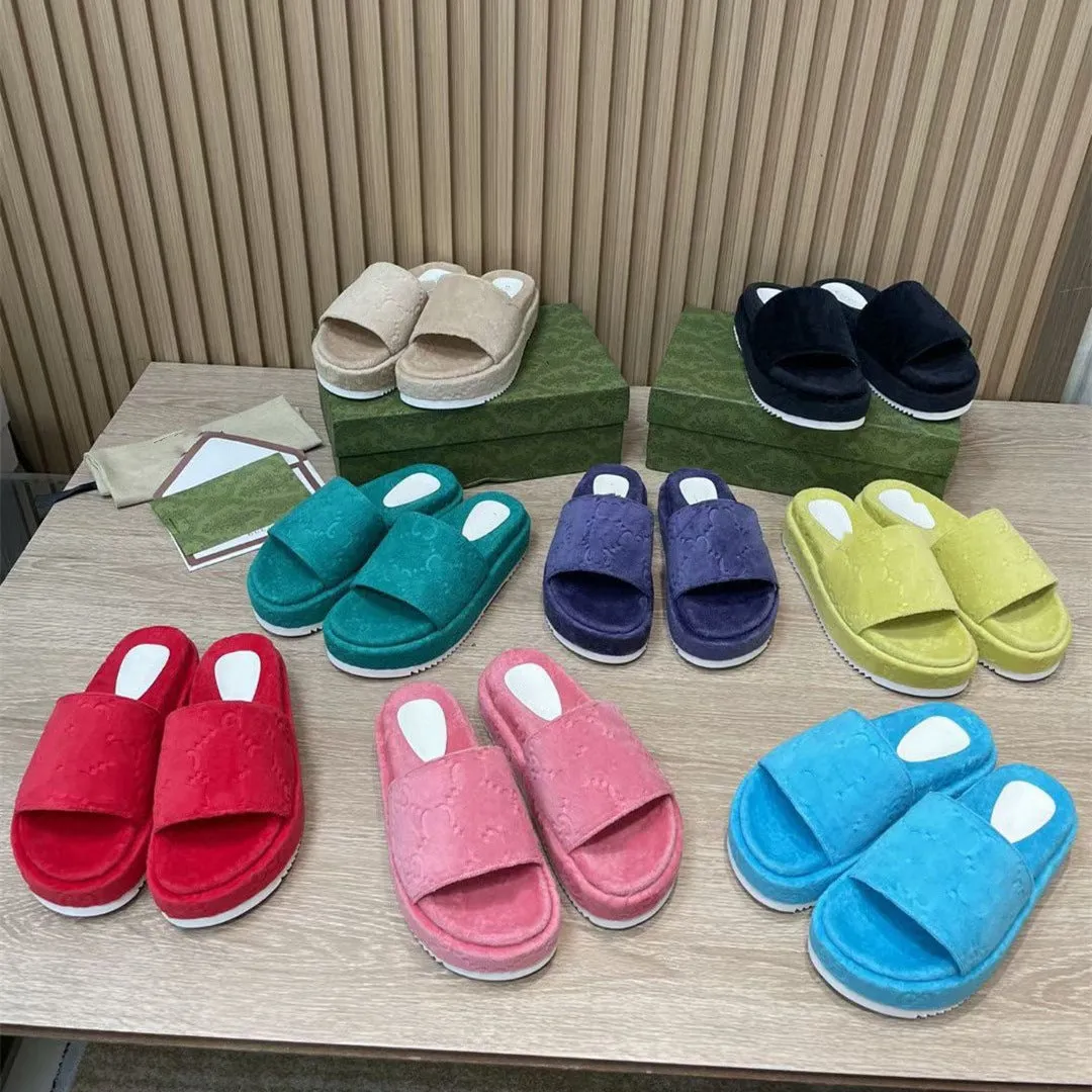 Fashion Designer Brand Thick Bottom Cotton Candy Solid Color Outdoor Slippers