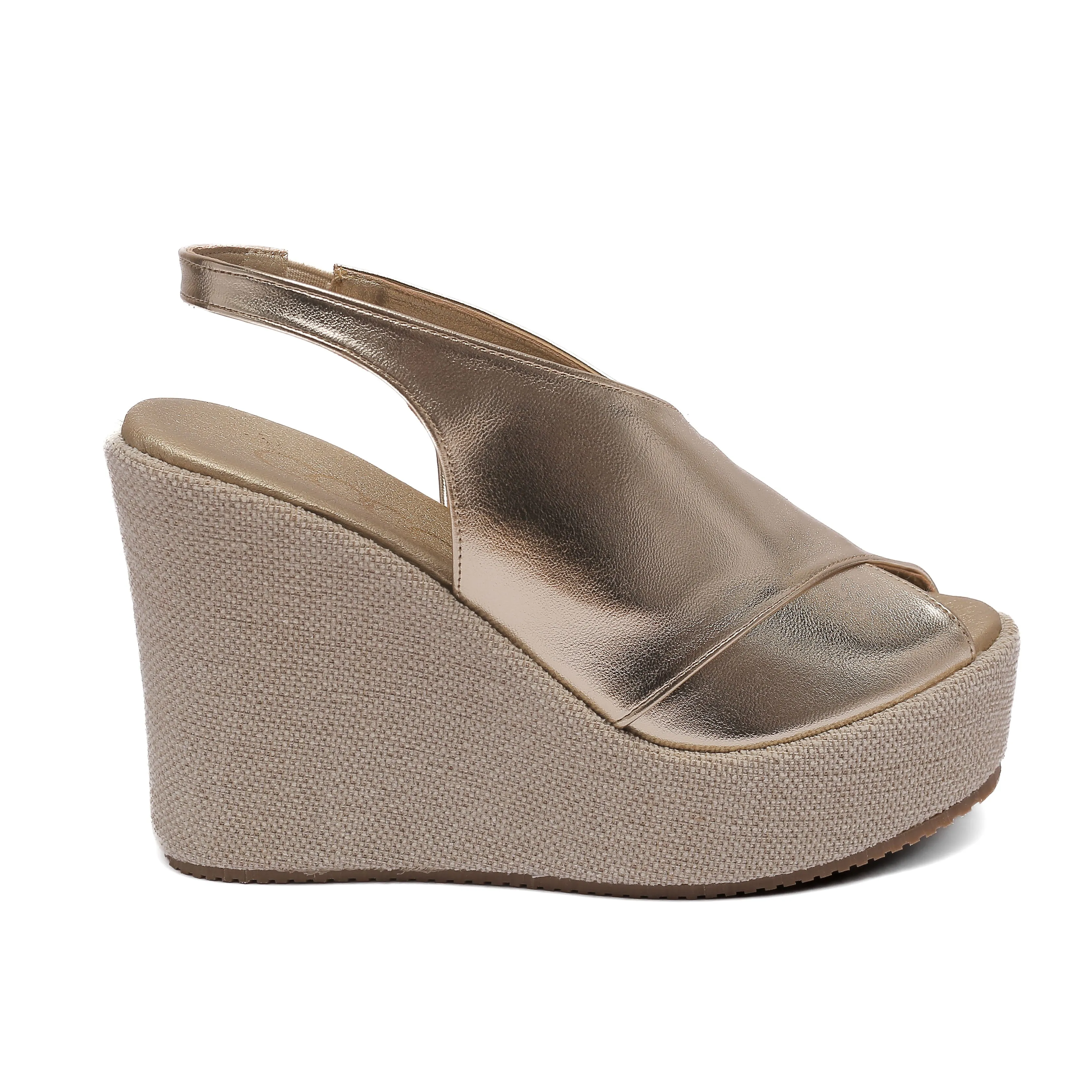 Gold Heeled sandal with crossed straps