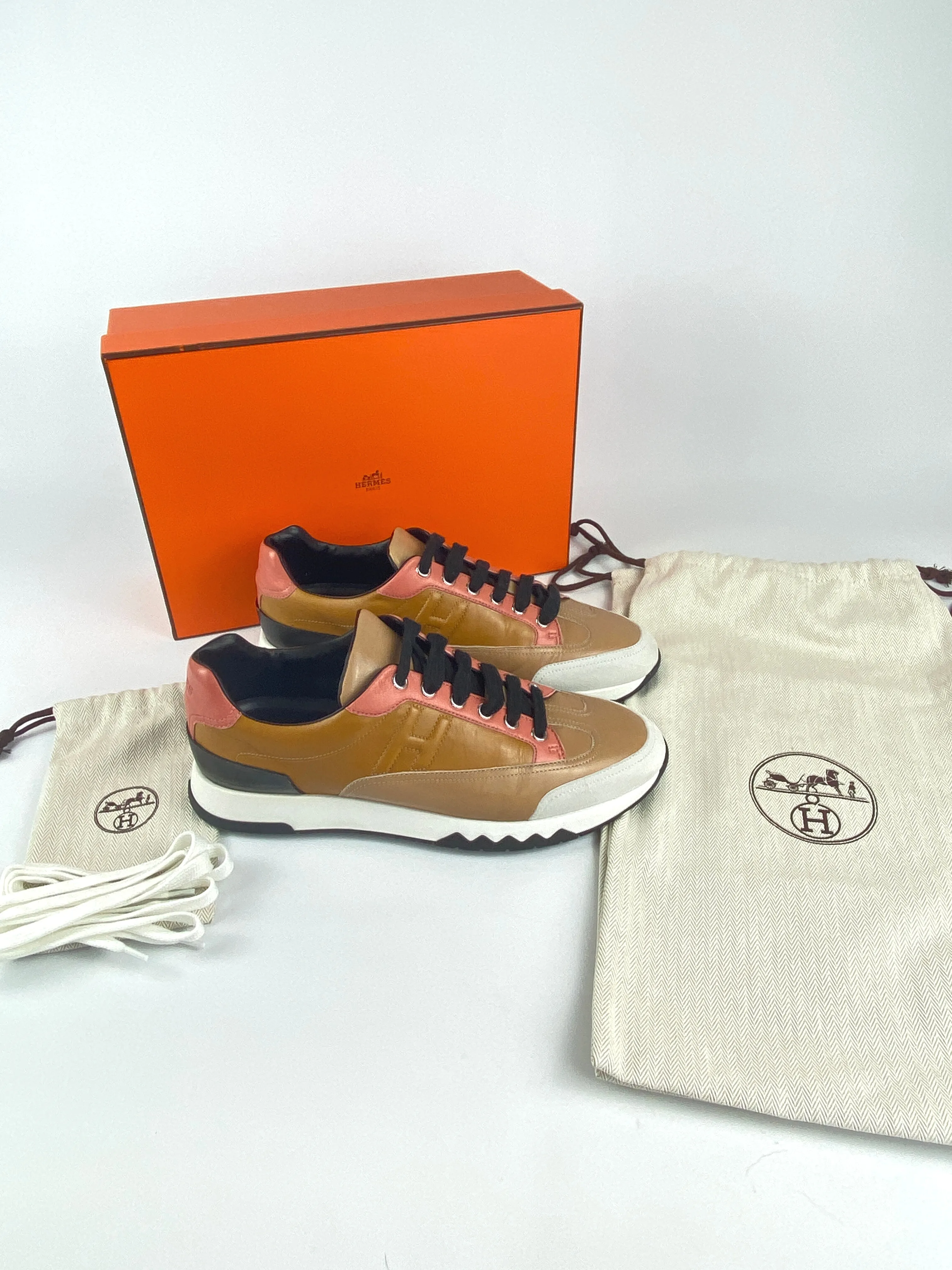 HERMES - TRAIL SNEAKER IN MULTICOLORE TERRE DE SIENNE - SZ 38