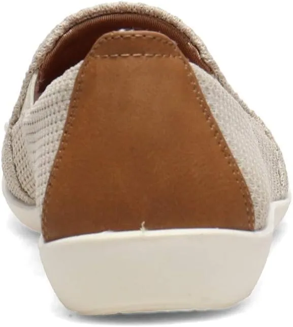 LifeStride Womens Next Level Slip-On Sneaker Cream 5.5 M