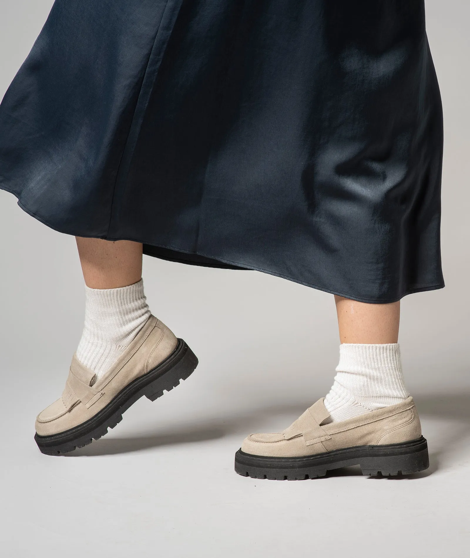 Low-cost deal - Suede Taupe Loafer Budget-friendly Spike