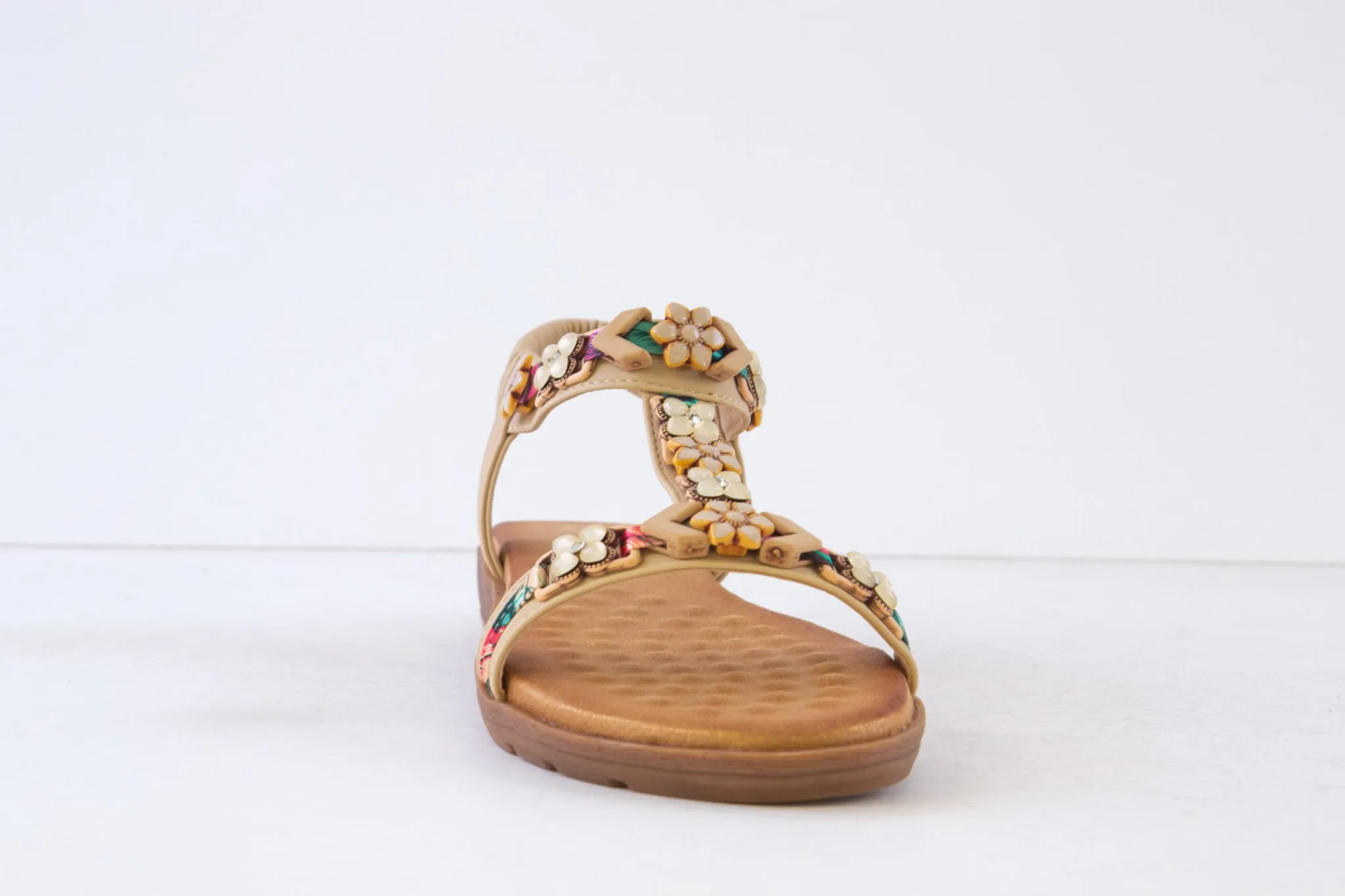LUNAR - JLH433 BECCA-FLAT FASHION SANDAL - BEIGE