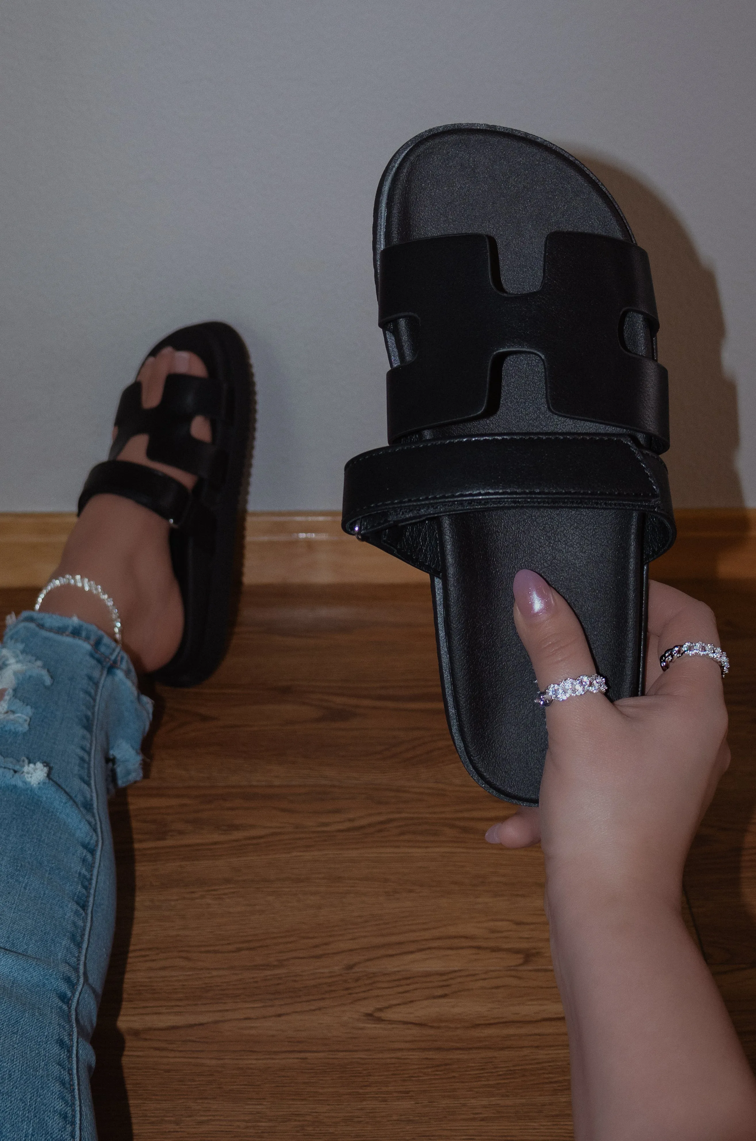 Lyon - Wide Fit Velcro Front Strap Slide Sandals, Flat Platform Design, Comfortable Summer Footwear, Casual & Stylish for Everyday Wear