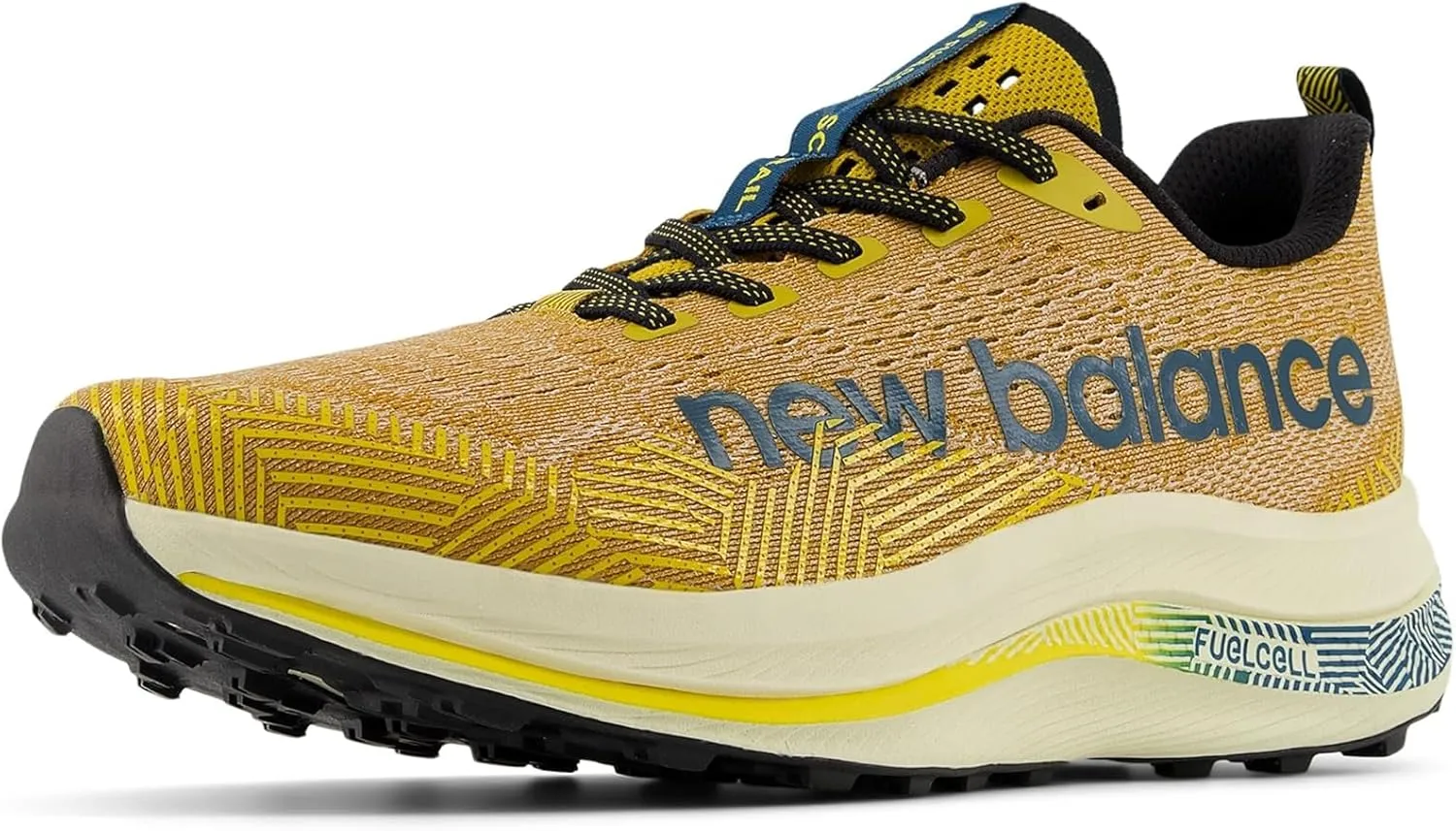 New Balance Men's FuelCell Supercomp Trail Sneaker