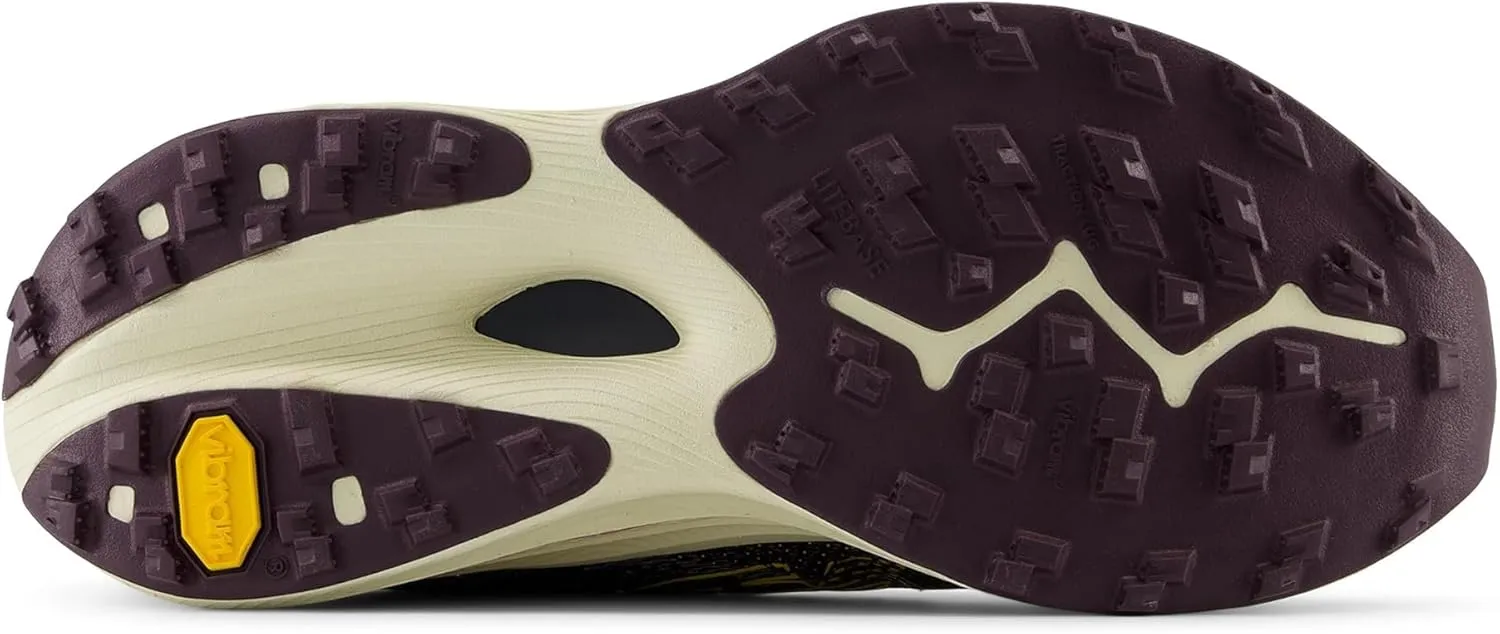 New Balance Women's FuelCell Supercomp Trail Sneaker