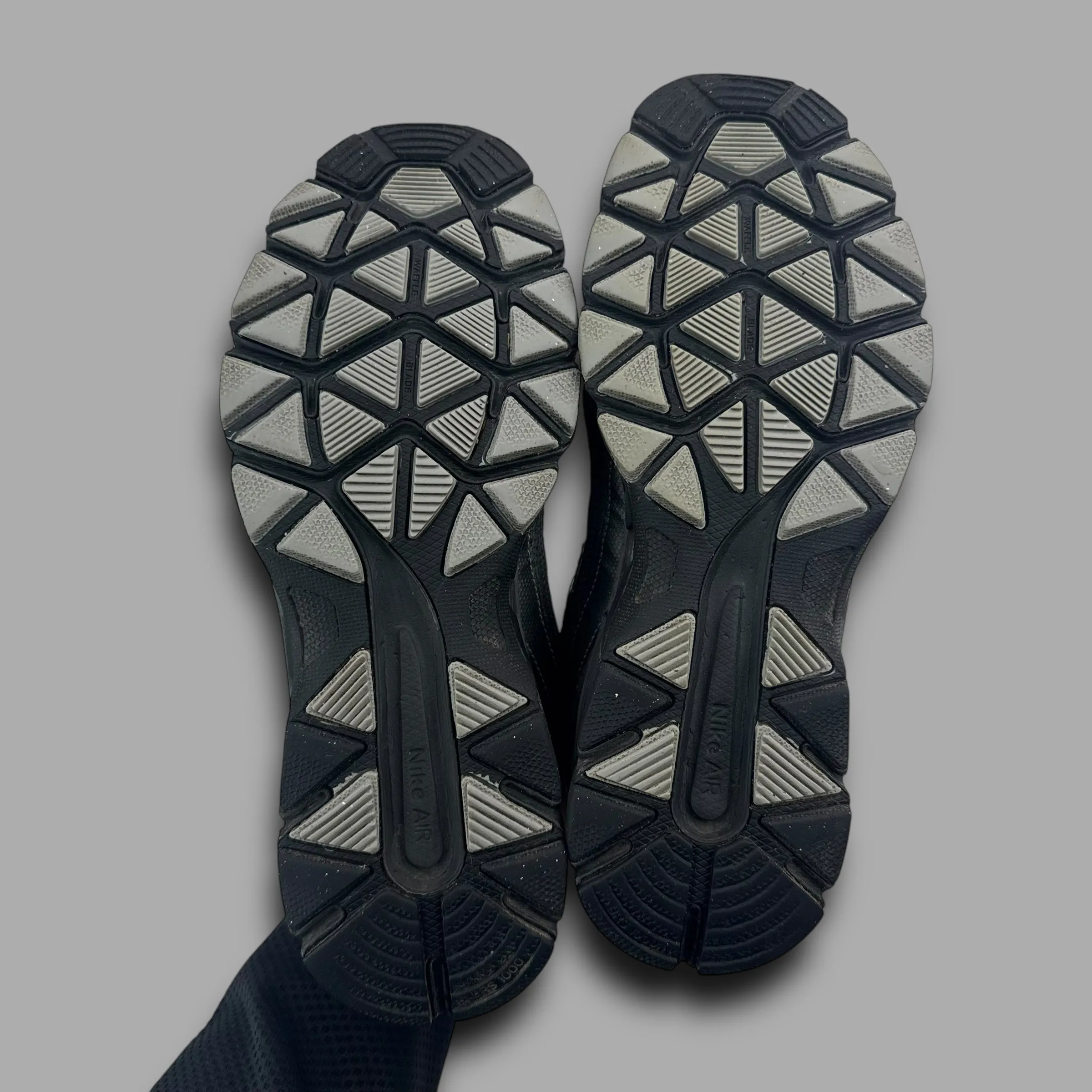 Nike 2010 trail ridge (UK8.5)