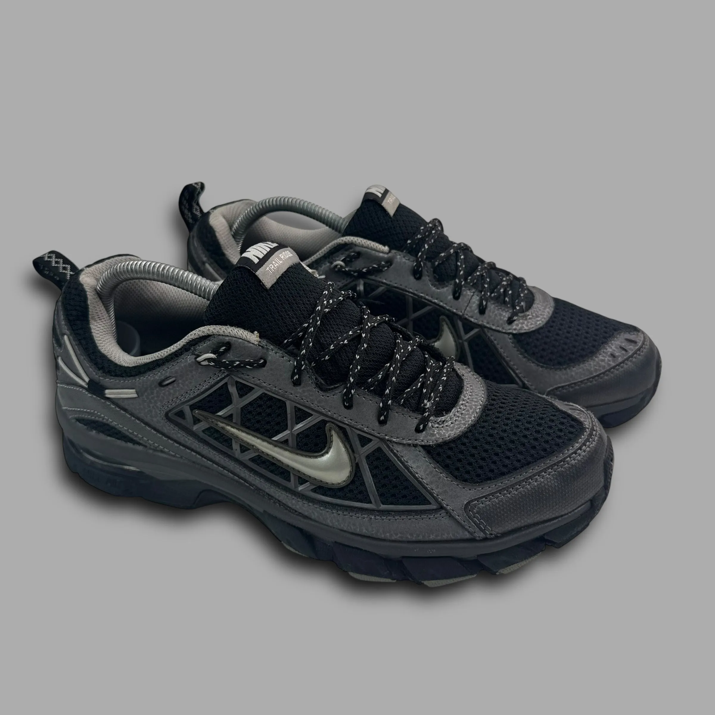 Nike 2010 trail ridge (UK8.5)