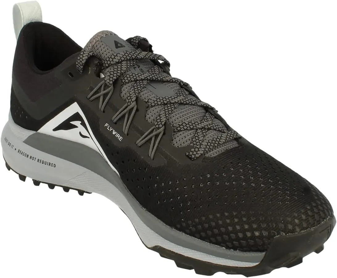 Nike Men's React Pegasus Trail 4 Sneaker, 39