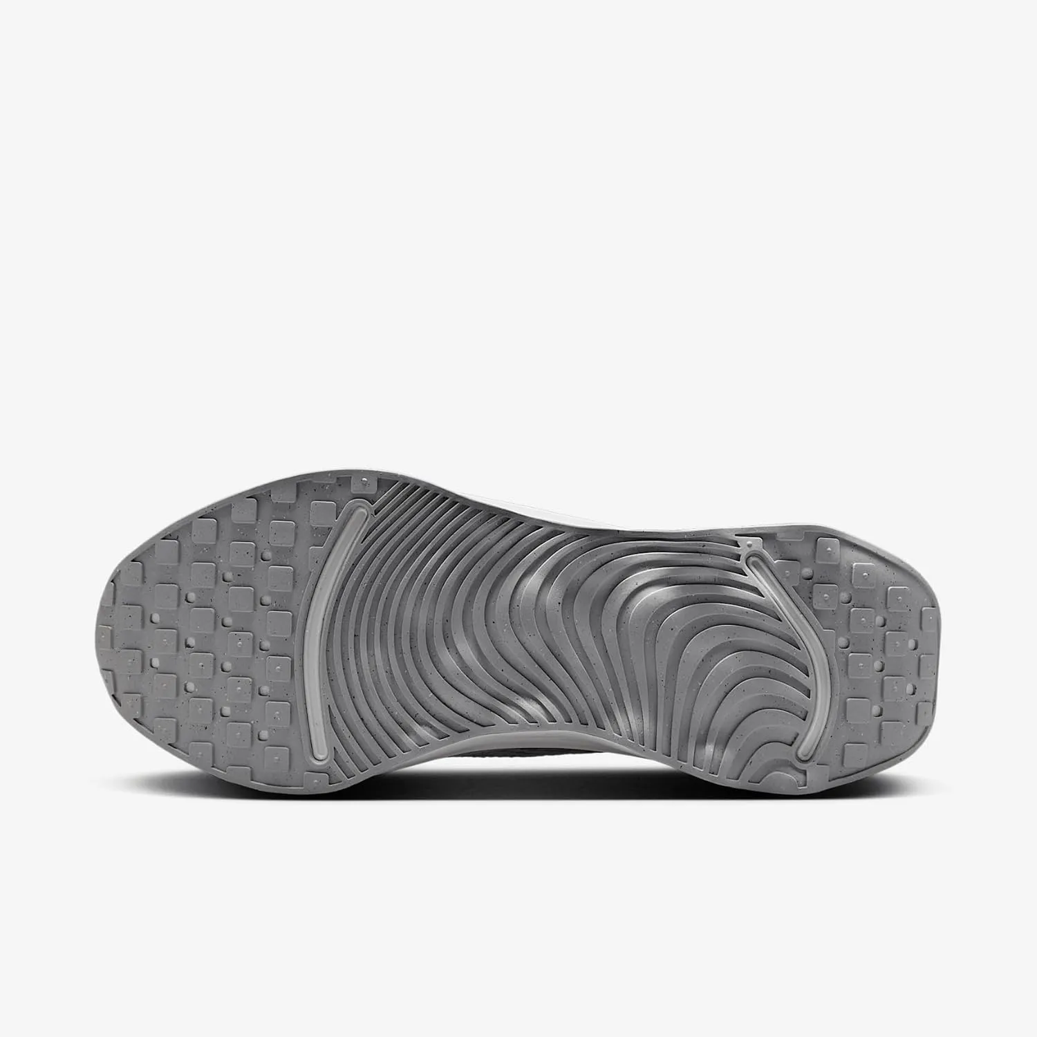 Nike Women's Motiva Sneaker