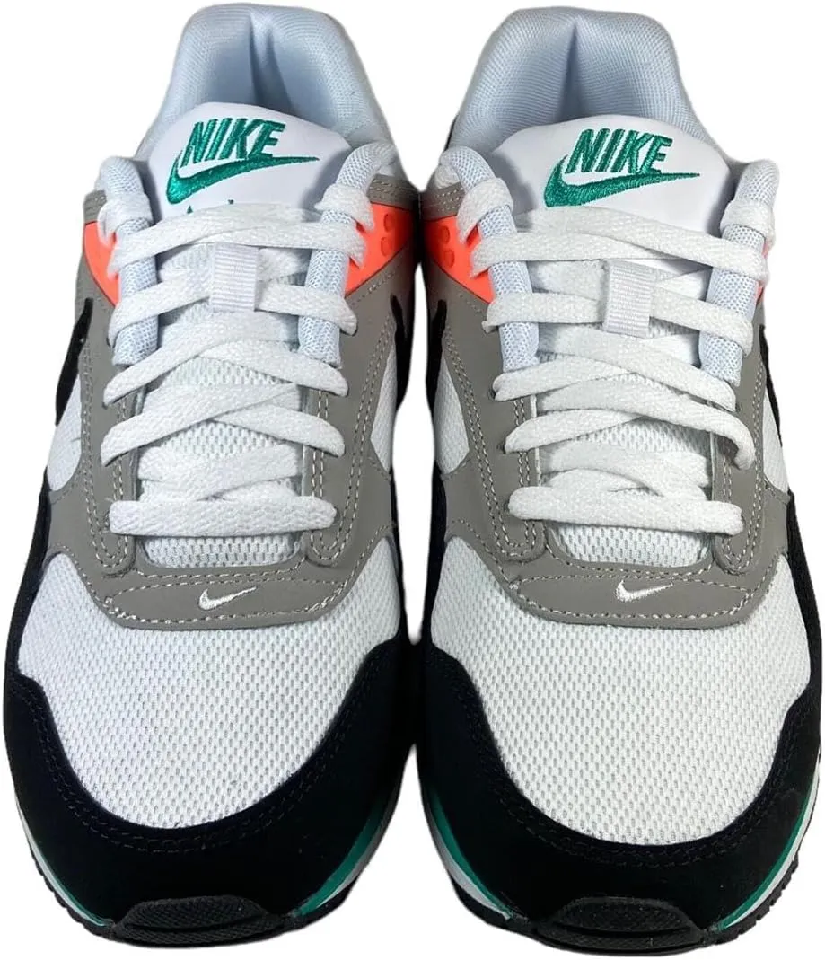 Nike Women's Sneaker Trail Running Shoes, 9 AU