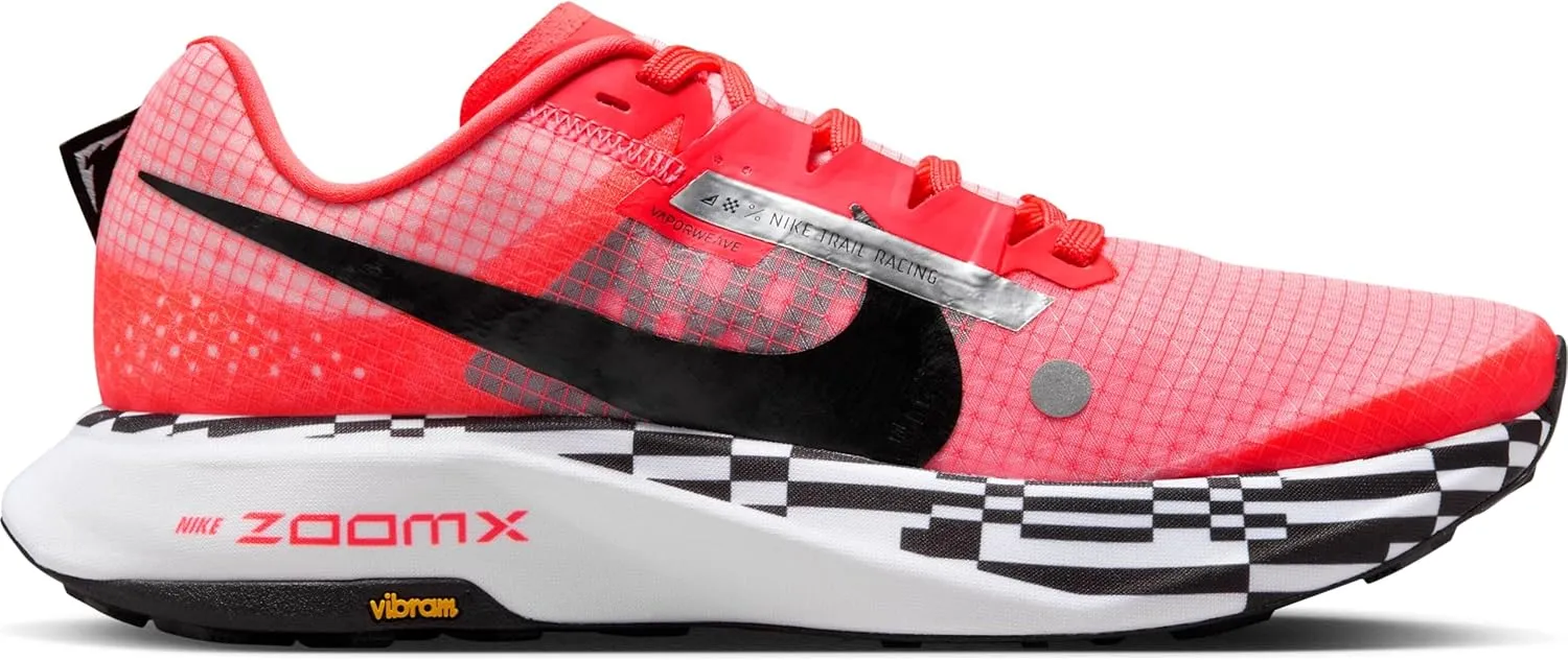 NIKE Women's Sneaker