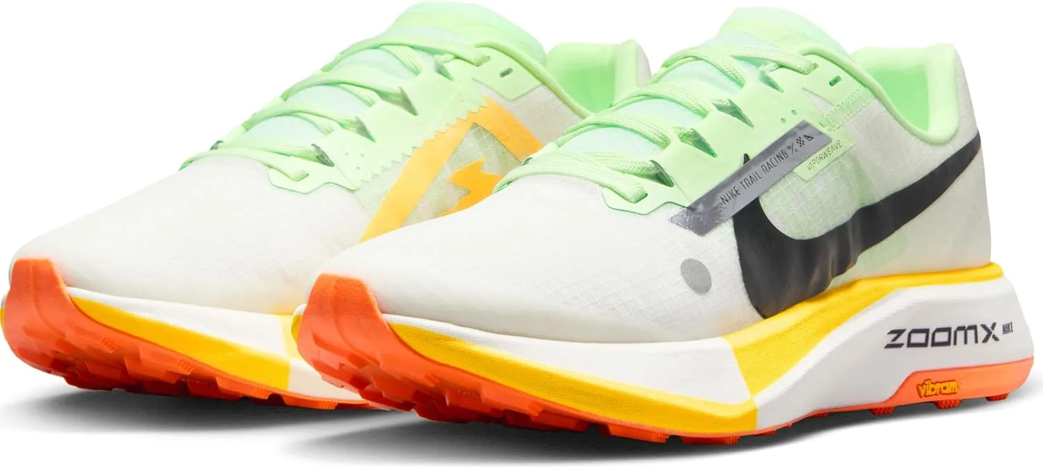 NIKE Women's Sneaker