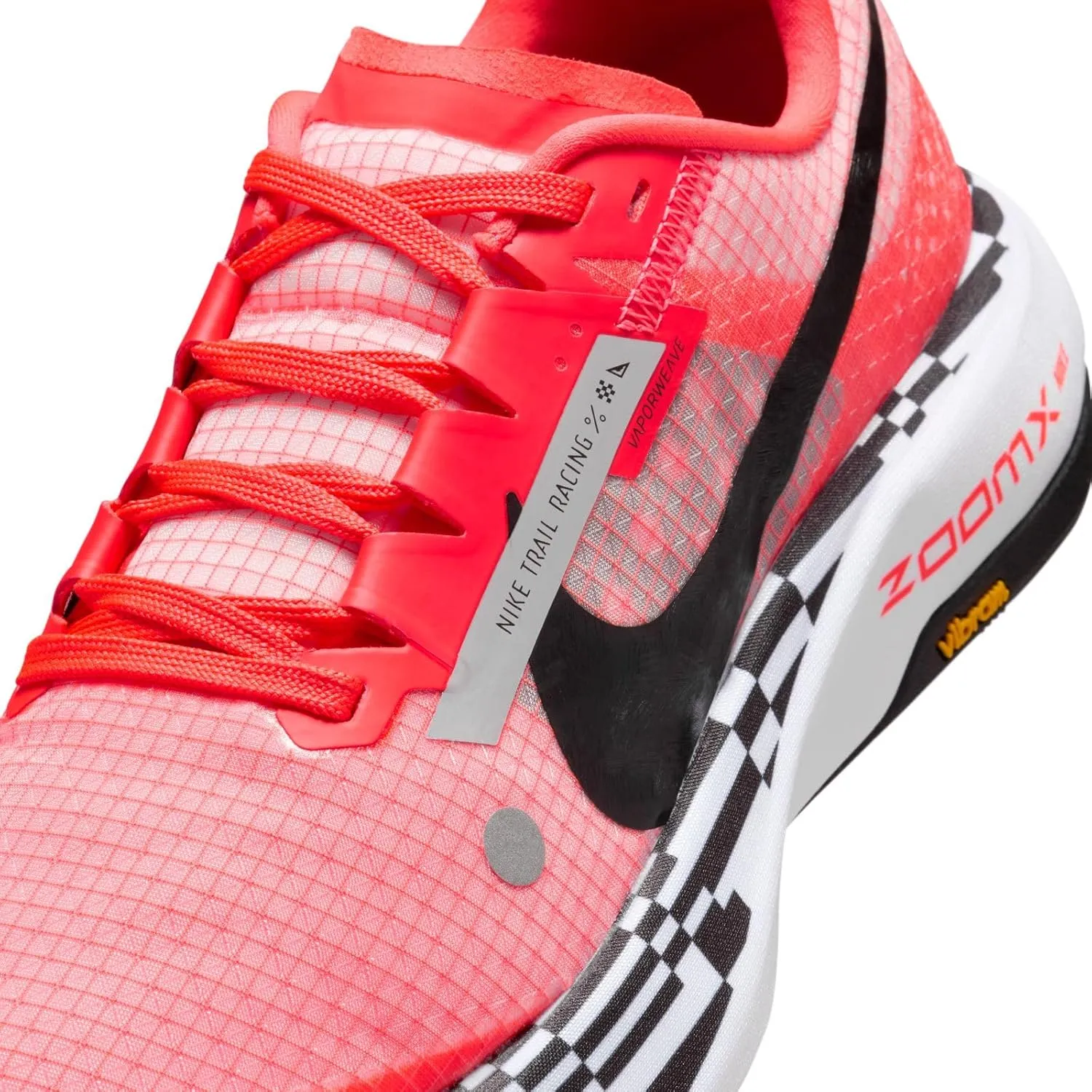 NIKE Women's Sneaker