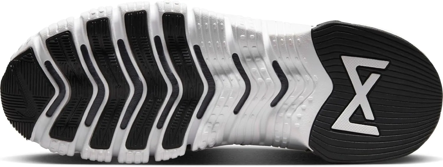 Nike Women's W Free Metcon 5 Sneaker, 0