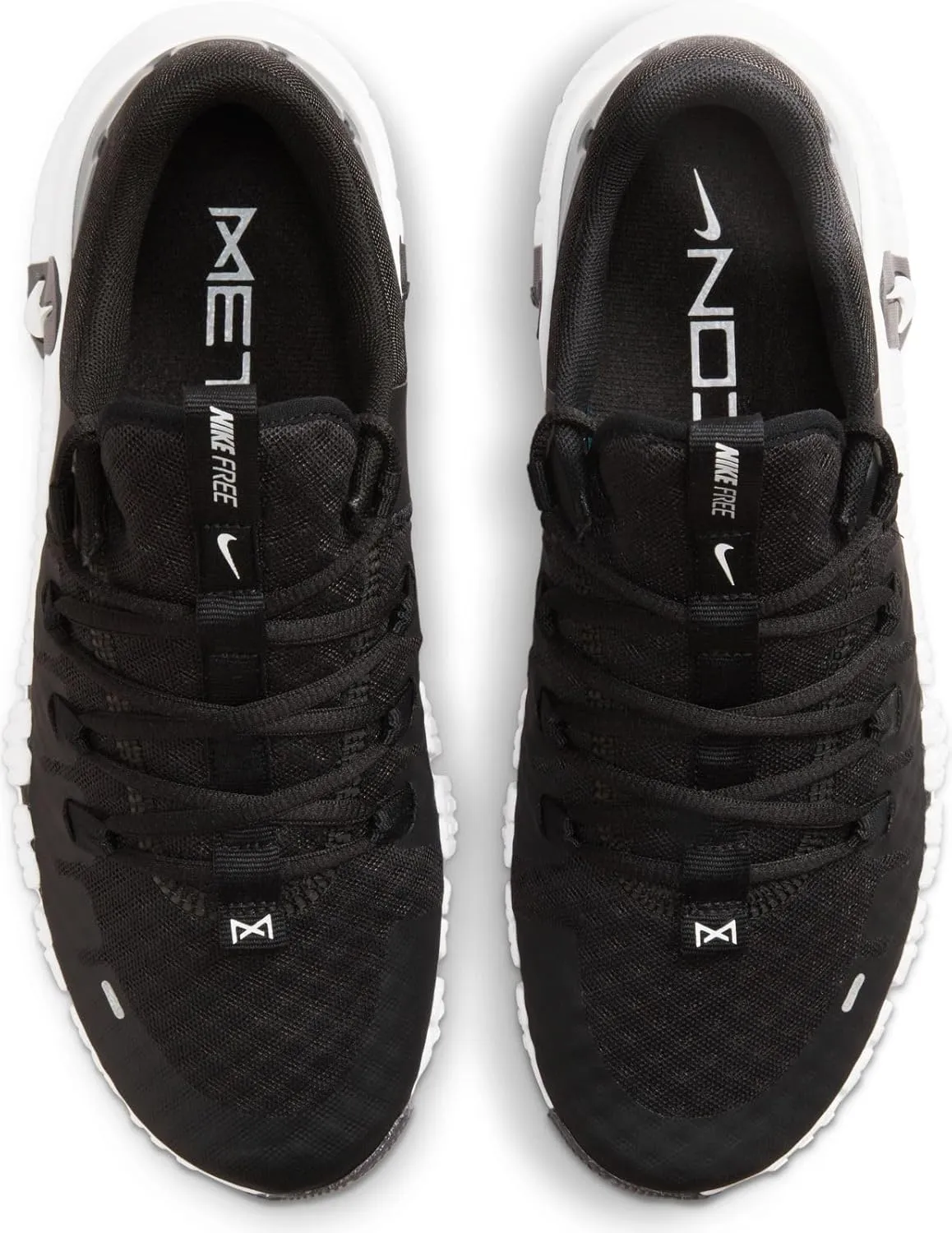 Nike Women's W Free Metcon 5 Sneaker, 0