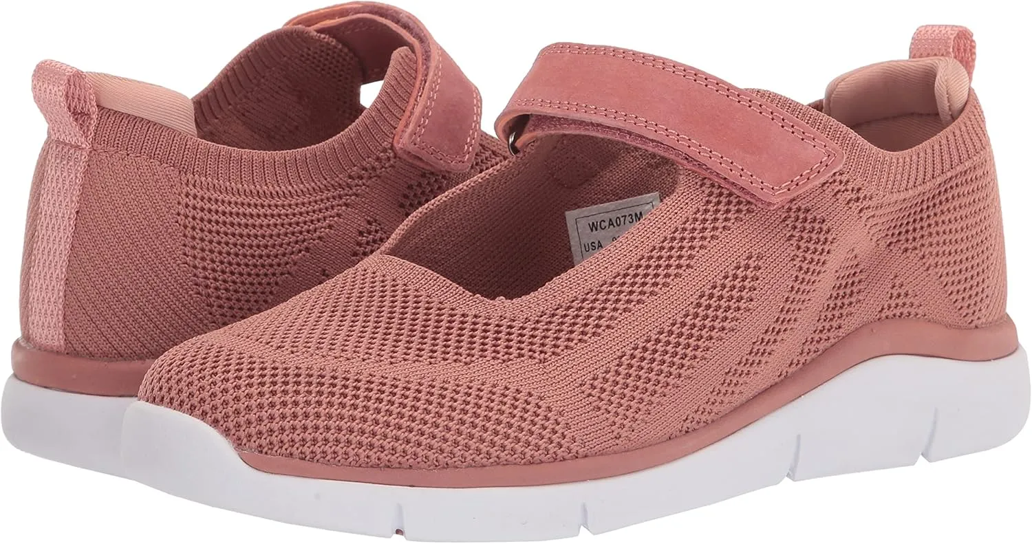 Propét Women's Savannah Sneaker