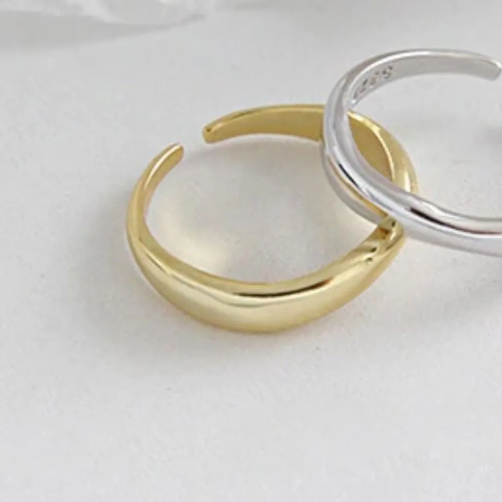 Smooth Ring Medium (Gold)