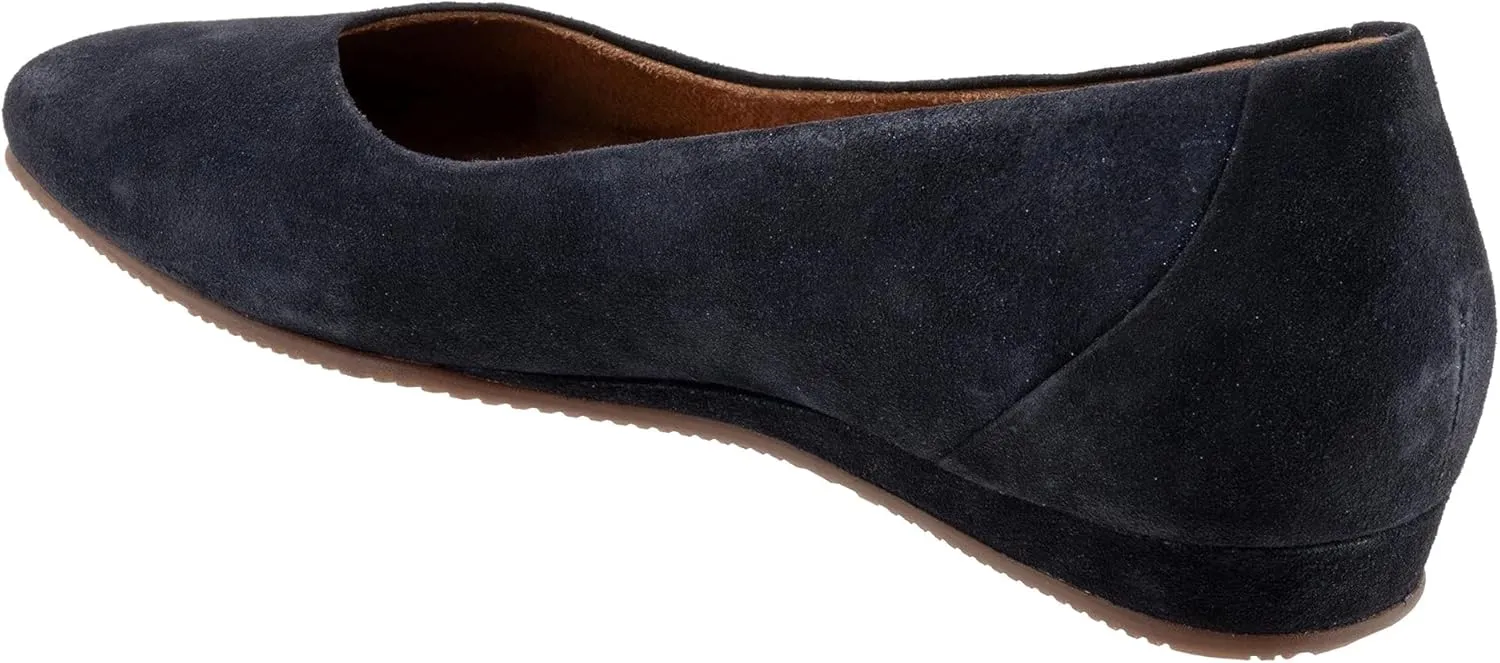 SoftWalk Women's Vellore Ballet Flat