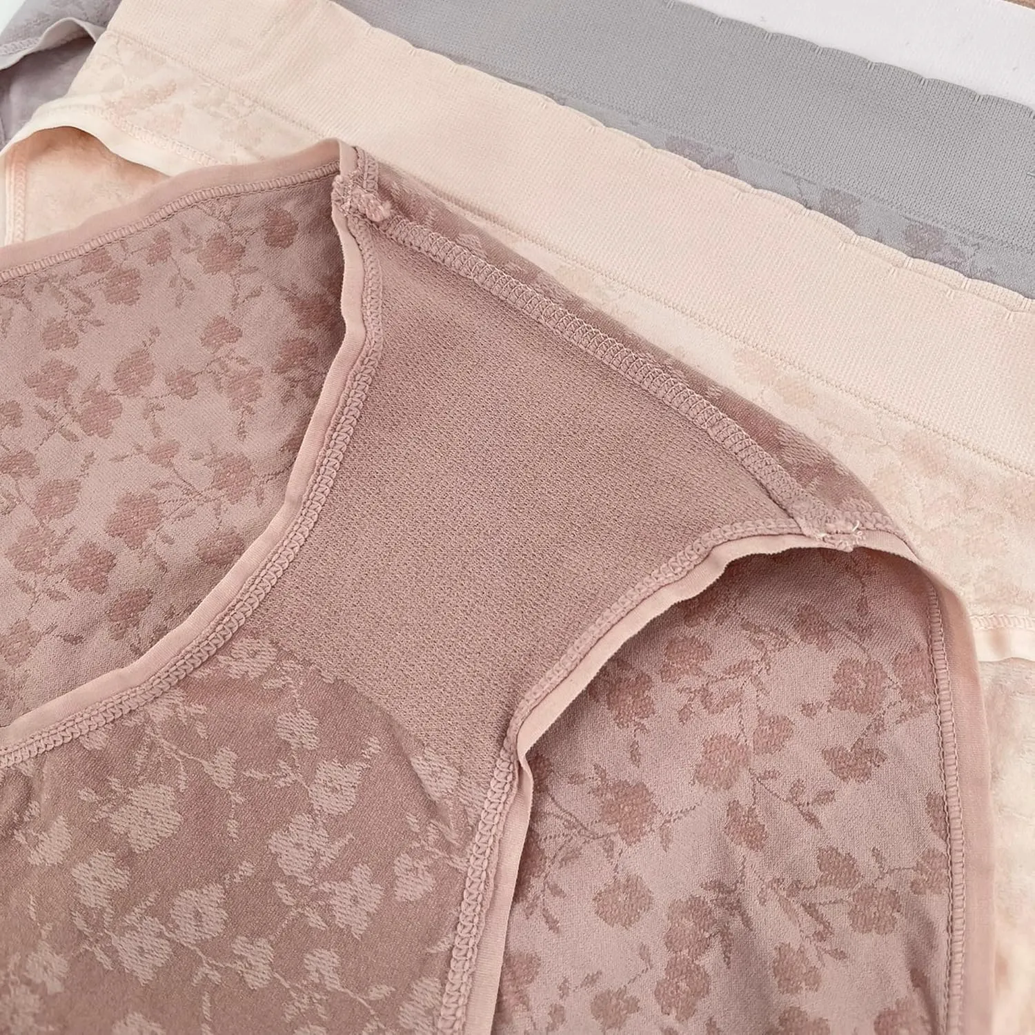 TAHARI Women's 5-Pack Seamless Bikini Hipster Underwear Invisible No Show Nylon Spandex Women Panties