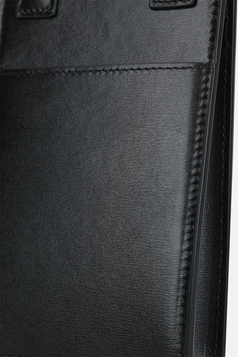 Tangle smooth leather smartphone holder