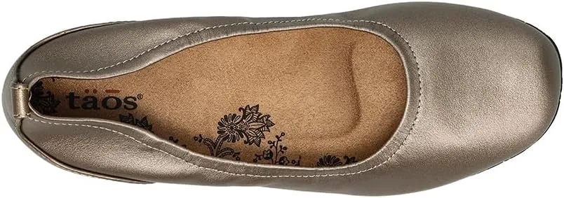 Taos Footwear Women's Chit Chat Flat