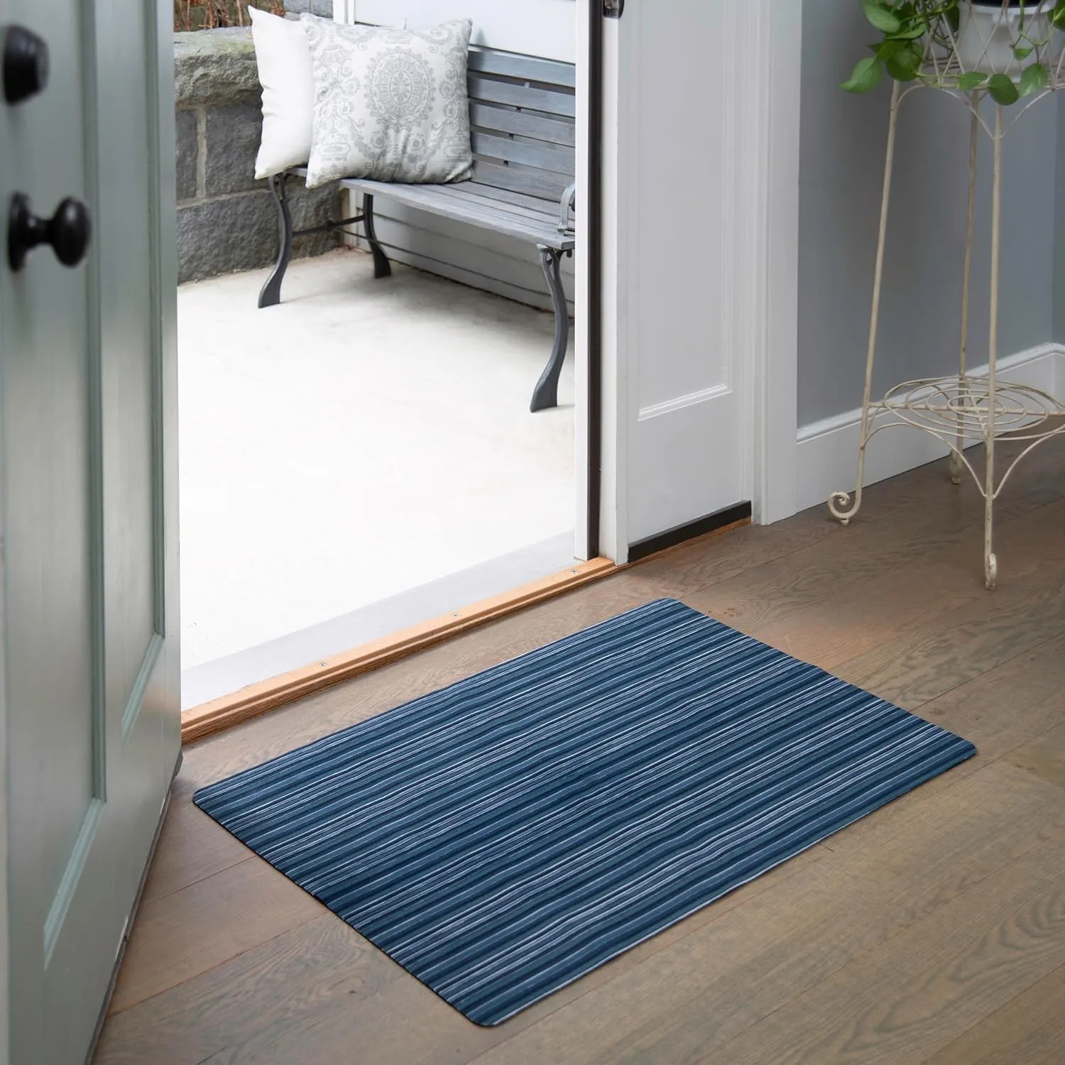 TOWN & COUNTRY BASICS Smooth Step Striped Low Profile Utility Kitchen Mat, Machine Washable, with Non-Slip Backing, Blue/Black, 24"x35"