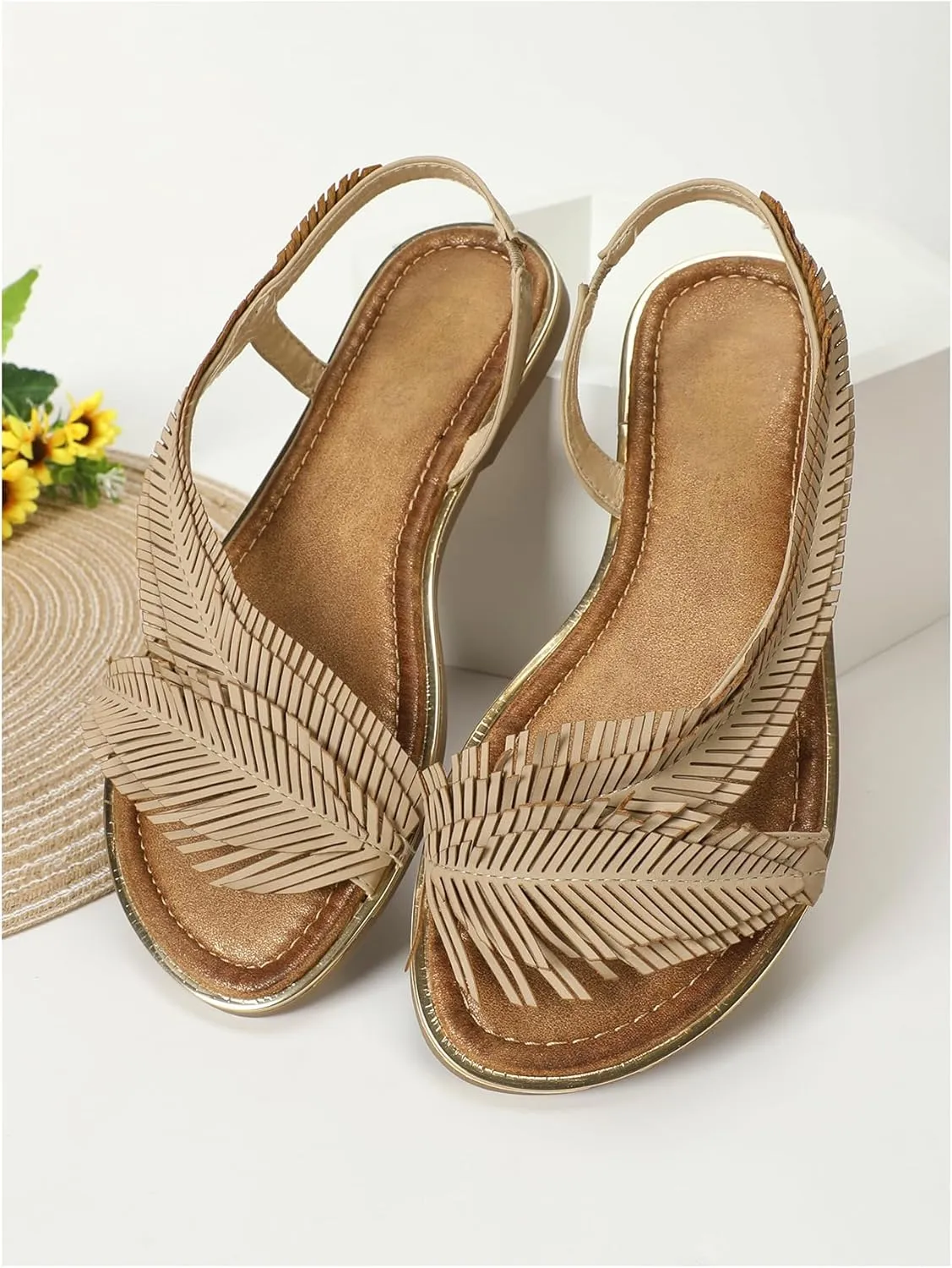 Verdusa Women's Fringe Decor Flat Sandals Slip Open Toe Leather Slippers Slip on Slides