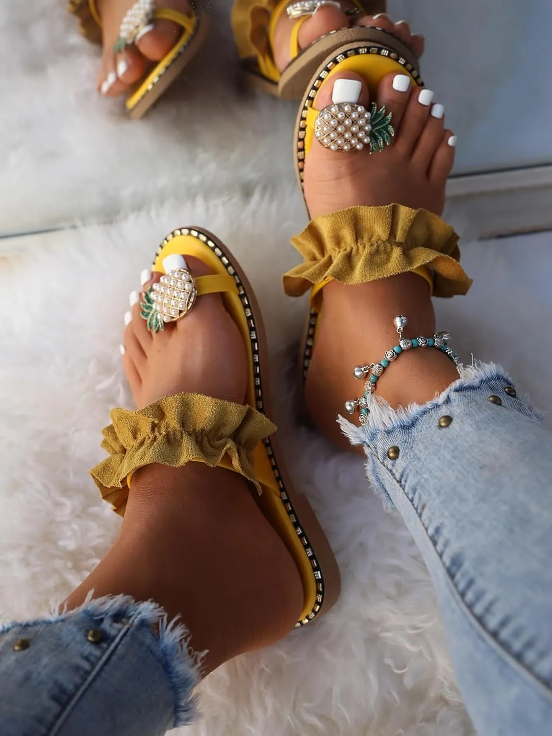 Verdusa Women's Ruffle Trim Ring Toe Slip on Flip Flop Beaded Flat Sandals