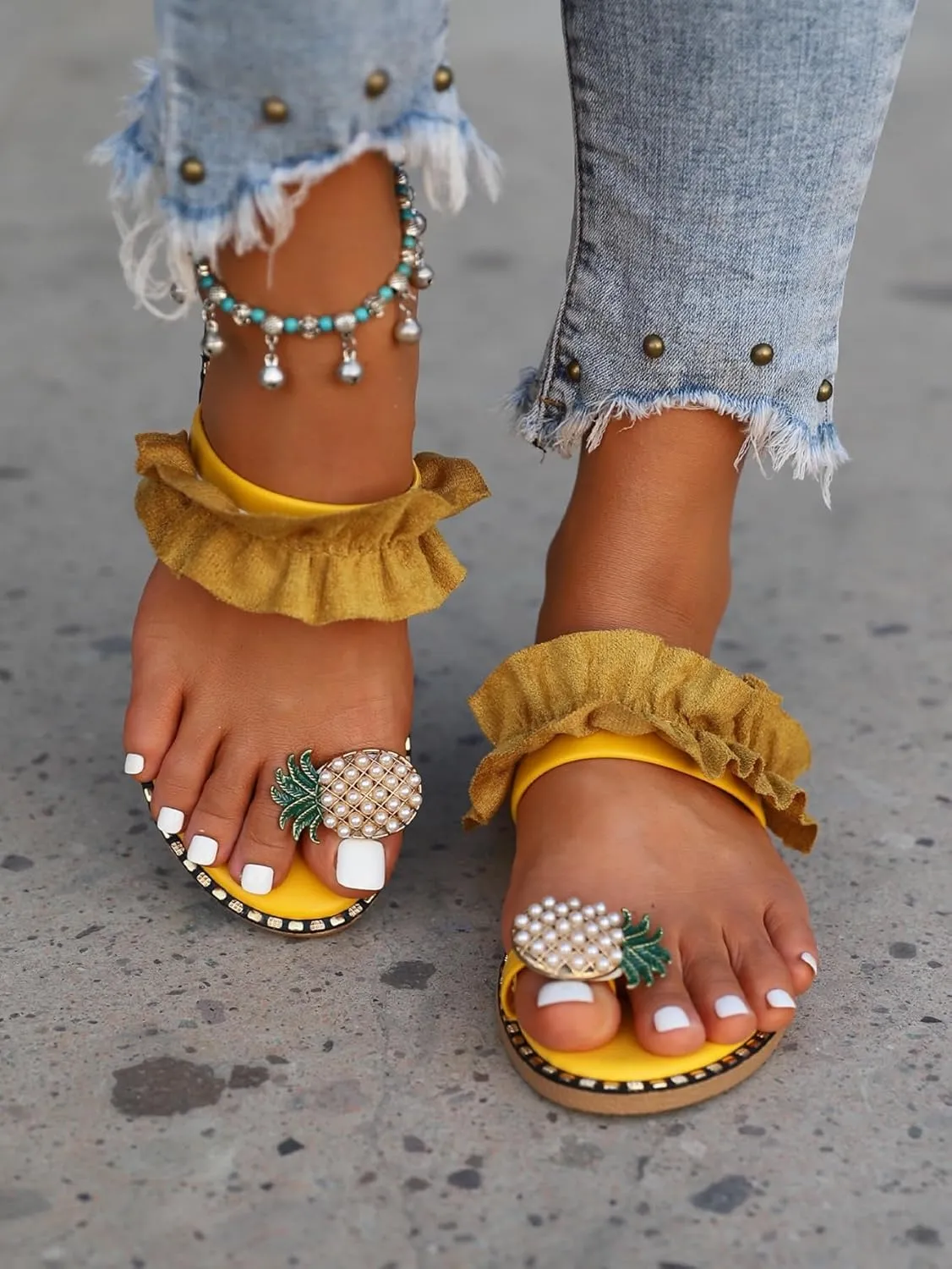 Verdusa Women's Ruffle Trim Ring Toe Slip on Flip Flop Beaded Flat Sandals