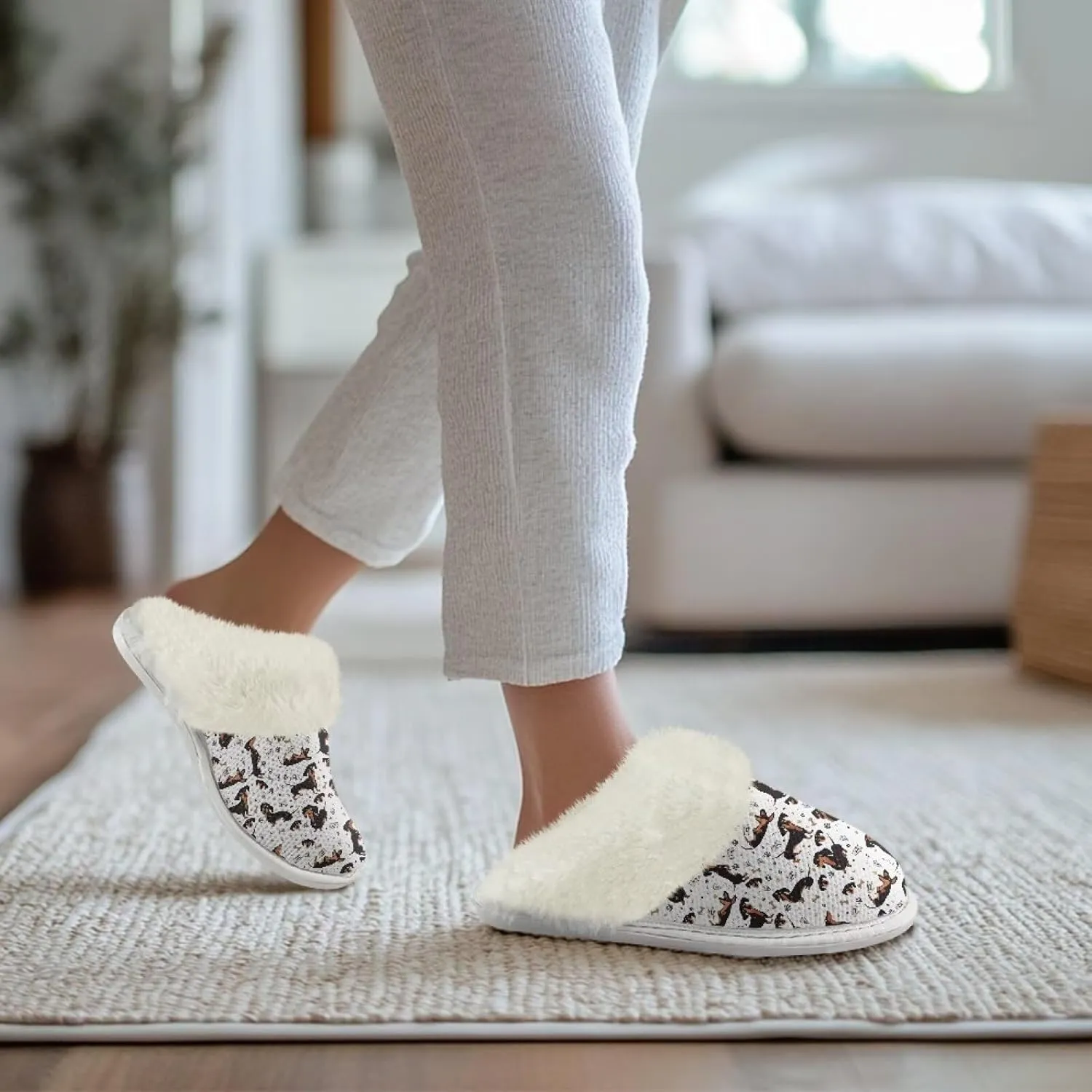 Women's Fuzzy Memory Foam Slippers Fully Fur Lined bedroom House Slippers Closed Toe Plush Warm Slip-on Indoor Shoes