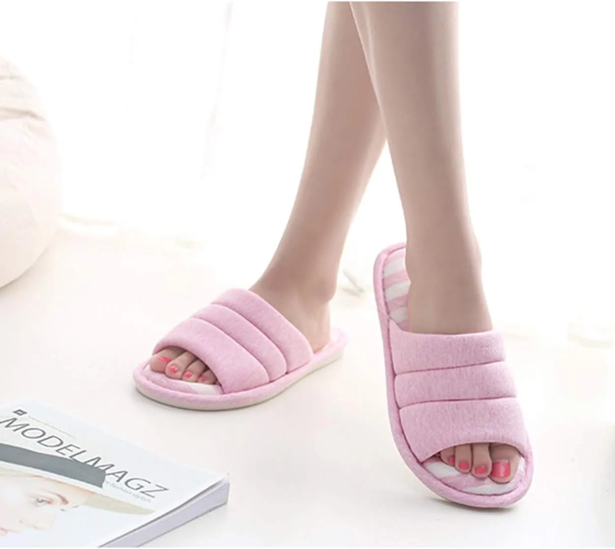 xsby Unisex Cute Soft Sole Indoor Bedroom Slippers Beautiful Comfort Four Season Slipper